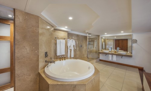 Senior Suite